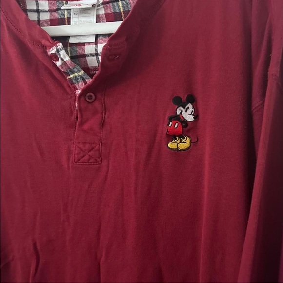 Disney Mickey Mouse Burgundy Flannel Lined Henley Shirt XL Cotton - Picture 2 of 4
